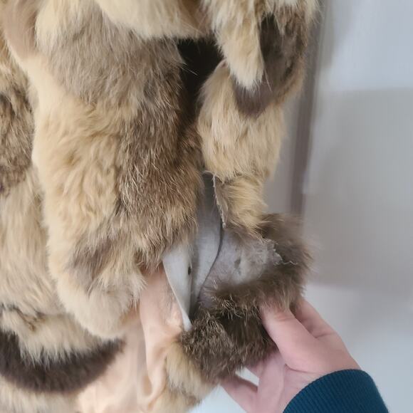 Vintage Rabbit Fur Cape One Size Winners Circle Brown Tan Patchwork Shawl Coat - Picture 10 of 15